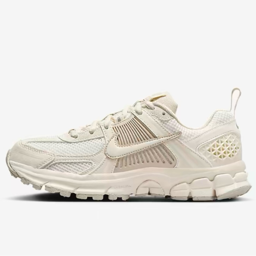 Nike Vomero 5